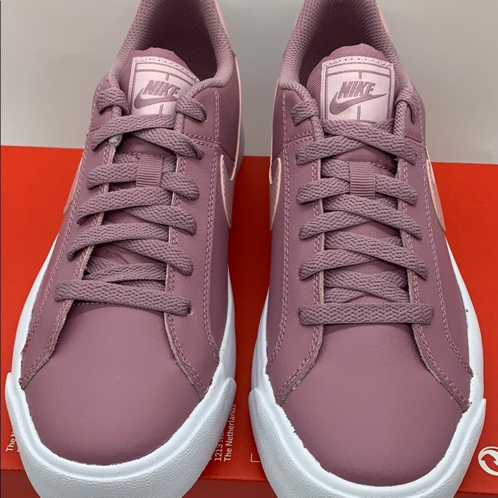 WMNS NIKE COURT ROYAL AC plum dust/plum chalk - Picture 7 of 16